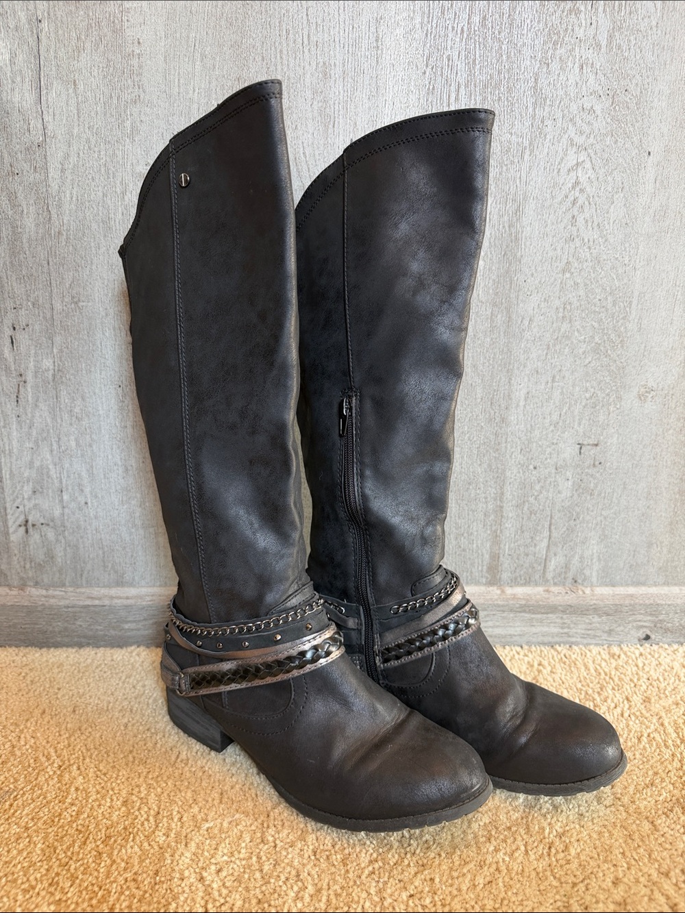 Black Women's Tall Riding Boots with Decorative Straps